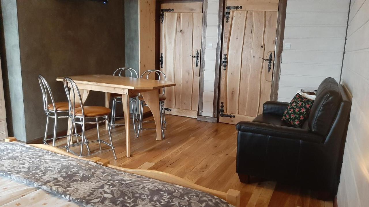 Apartament Huba Exteriör bild