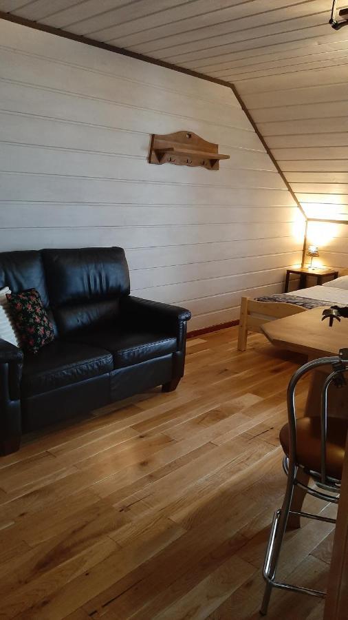 Apartament Huba Exteriör bild
